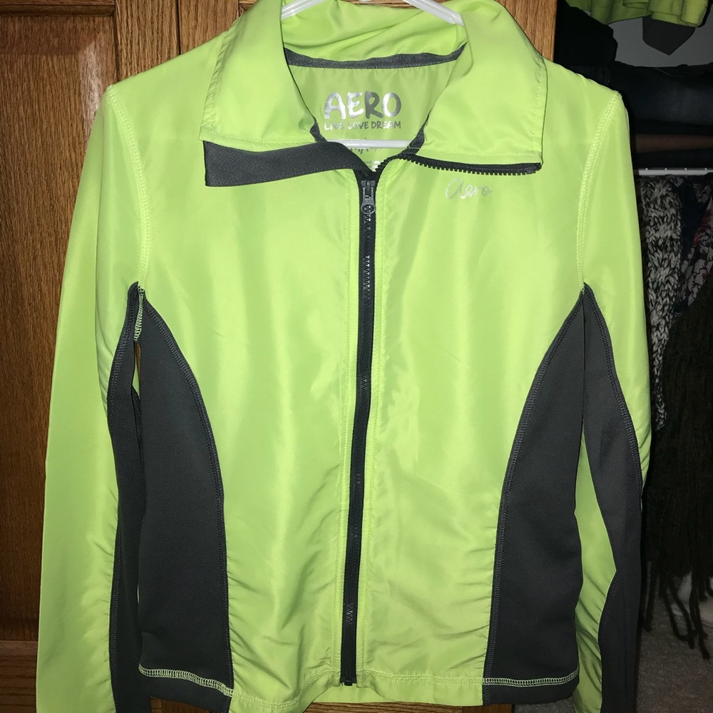 5/$25 Lightweight Jacket - Picture 2 of 4